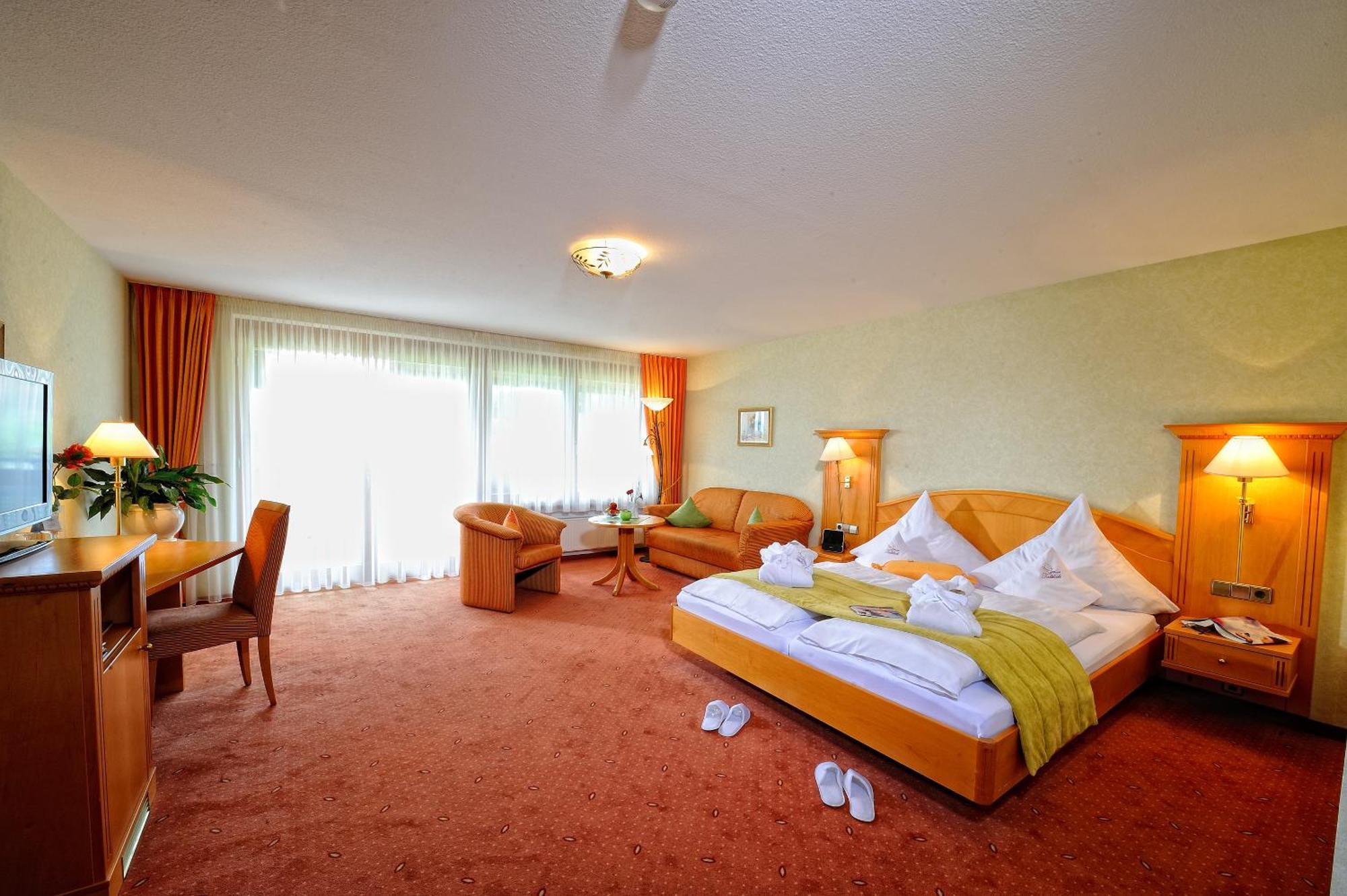 Landhotel Talblick Neuweiler  Екстер'єр фото