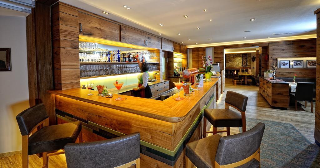 Landhotel Talblick Neuweiler  Екстер'єр фото